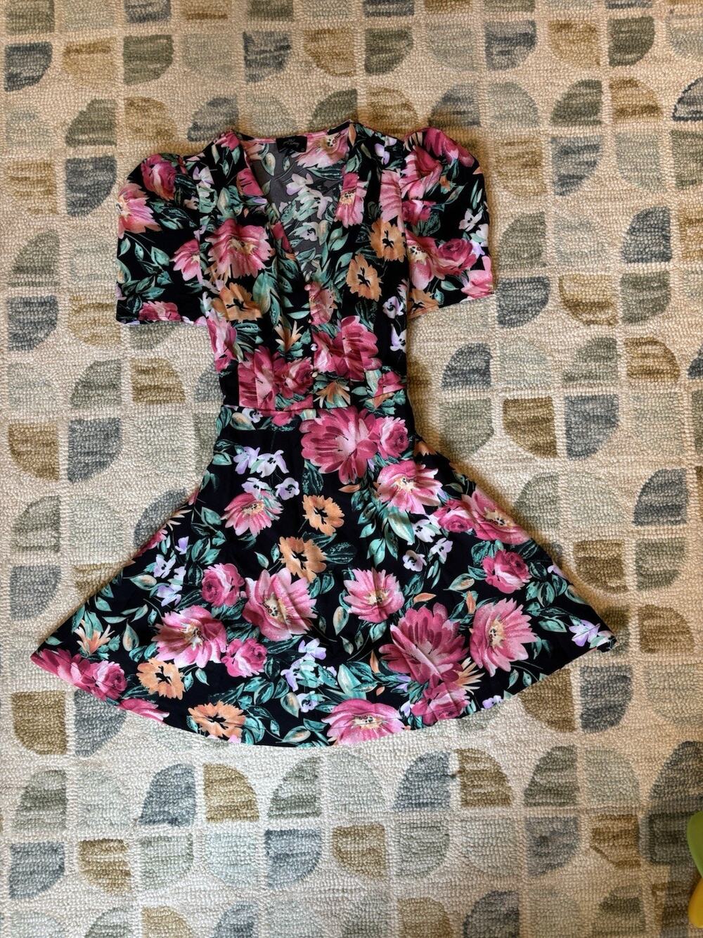 Floral Retro Dress Milk & Honey Women’s M Garden Party Tie Back Puff Sleeve